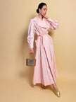 Wrap dress in raso rosa con rose bianche floccate