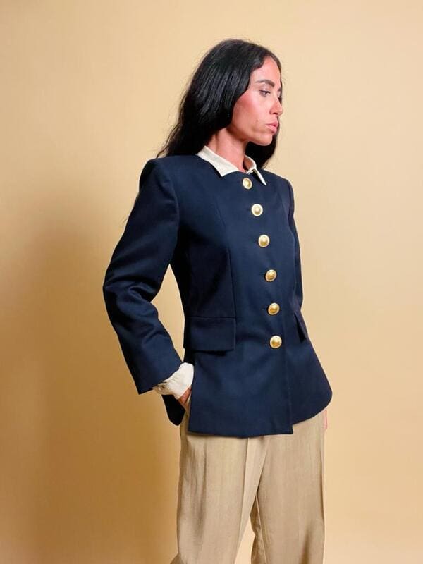 Blazer Yves Saint Laurent blu navy con maxi bottoni oro