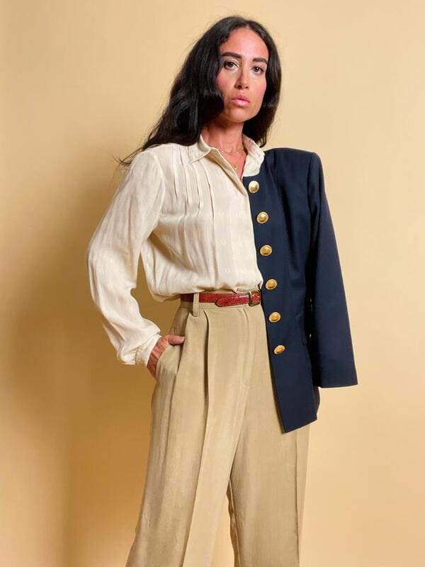 Blazer Yves Saint Laurent blu navy con maxi bottoni oro