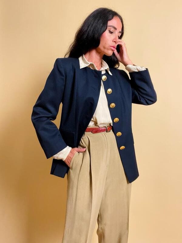 Blazer Yves Saint Laurent blu navy con maxi bottoni oro