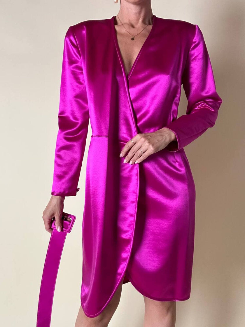Wrap dress in raso ciclamino con cintura in coordinato “Sartoria Oriana Neri”