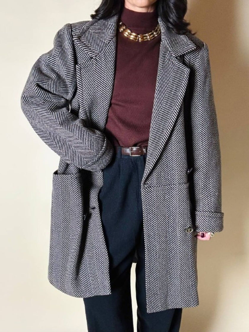 Cappotto sartoriale in lana spinata con bottoni Yves Saint Laurent