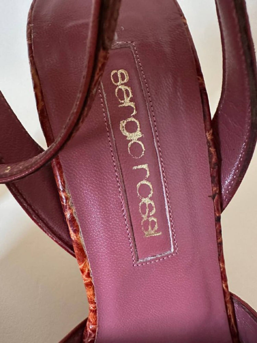 Sandali Sergio Rossi in pelle stampa coccodrillo color ruggine
