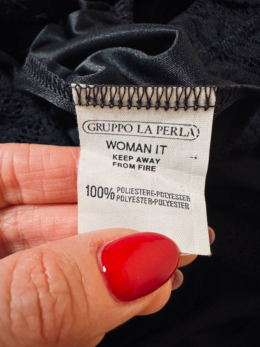 Slip dress nero in pizzo con coppe a balconcino “La Perla”