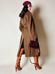 Cappotto lungo oversize in lana e cachemire cammello scuro con cintura in coordinato