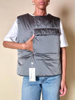 Gilet tecnico imbottito in nylon argento “Fendissime”