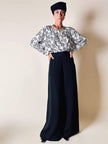 Blusa Yves Saint Laurent in tessuto jacquard bianco e nero fantasia Domino