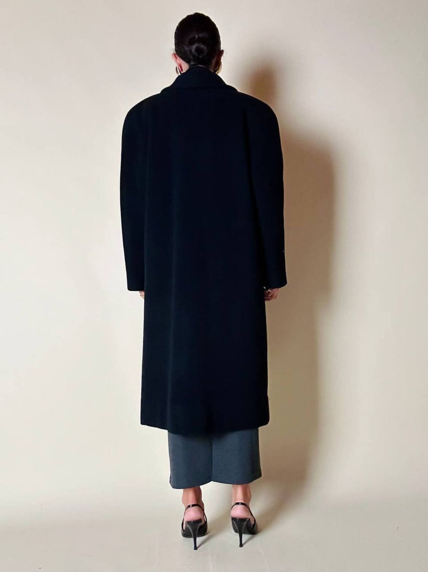 Cappotto doppiopetto oversize in lana nera