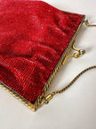 Borsetta vintage di perline rosse con frangia sul fondo