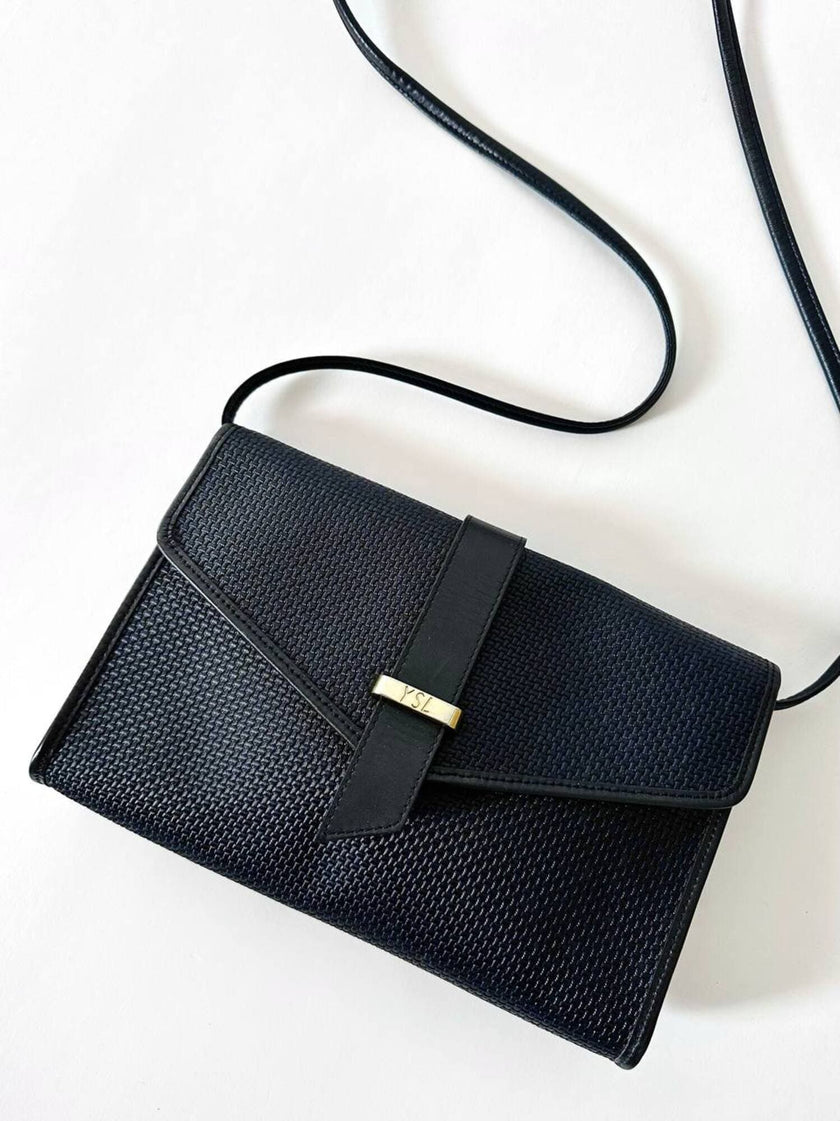 Borsa bandoulière vintage Yves Saint Laurent in tessuto plastificato e pelle blu notte
