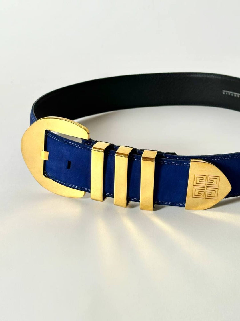 Cintura vintage Givenchy in nabuk blu cobalto con fibbia sagomata e passanti oro