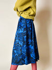Gonna a ruota Yves Saint Laurent Variation in lana blu elettrico con fantasia floreale nera