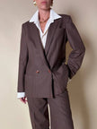 Tailleur giacca/pantalone in lana marrone chiaro “Prestige”
