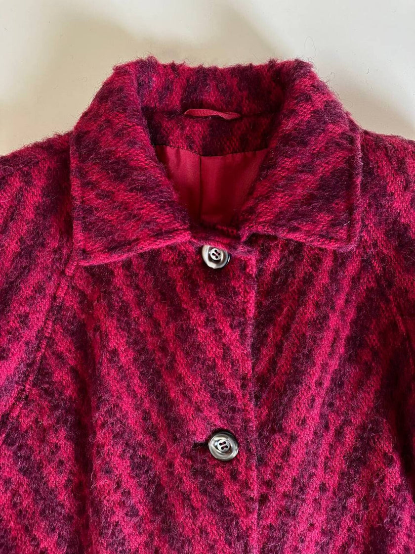 Cappottino in lana e mohair con fantasia a righe diagonali in due tonalità di rosso