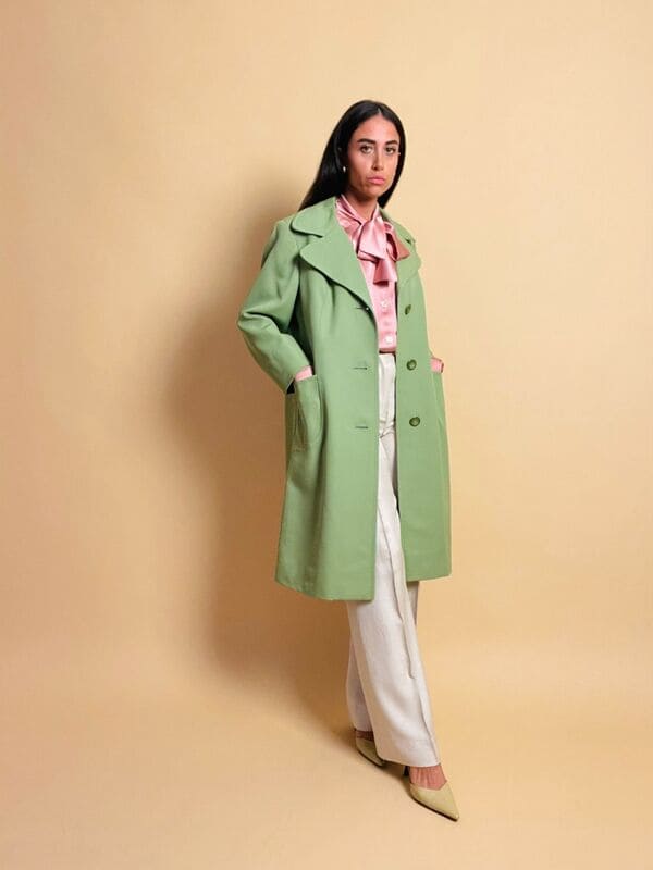 Light coat verde pistacchio