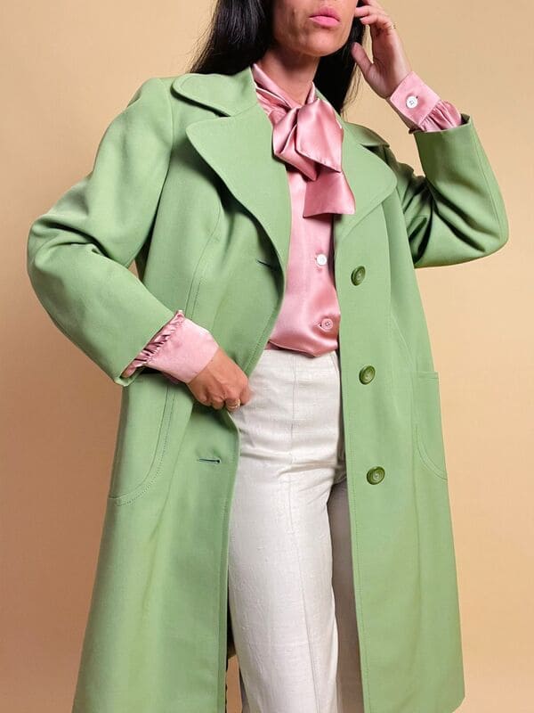Light coat verde pistacchio
