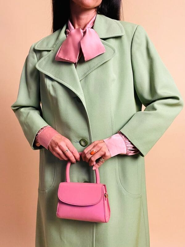 Light coat verde pistacchio