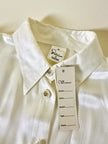 Camicia in raso avorio con bottoni gioiello “Divina”