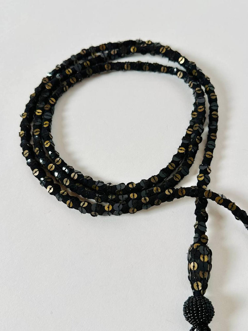 Cintura gioiello vintage in seta ricamata in paillettes con nappe gioiello