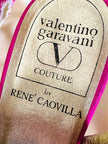 Slingback in suede fucsia con dettaglio laserato “Valentino Garavani By René Caovilla”