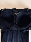 Body a manica lunga con scollo a cuore in lycra e pizzo nero “Faber”