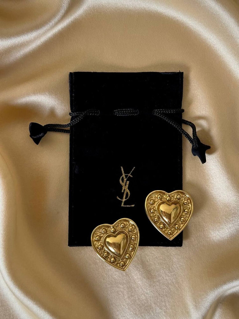 Clip dorate a forma di cuore “Yves Saint Laurent”