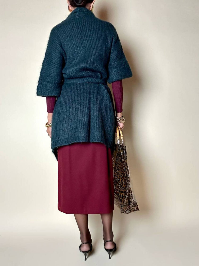 Cardigan Carven in lana verde con manica a tre quarti e cintura in vita