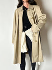 Vintage Burberry’s Trenchcoat aus beigem Gabardine mit passendem Gürtel und Check-Futter