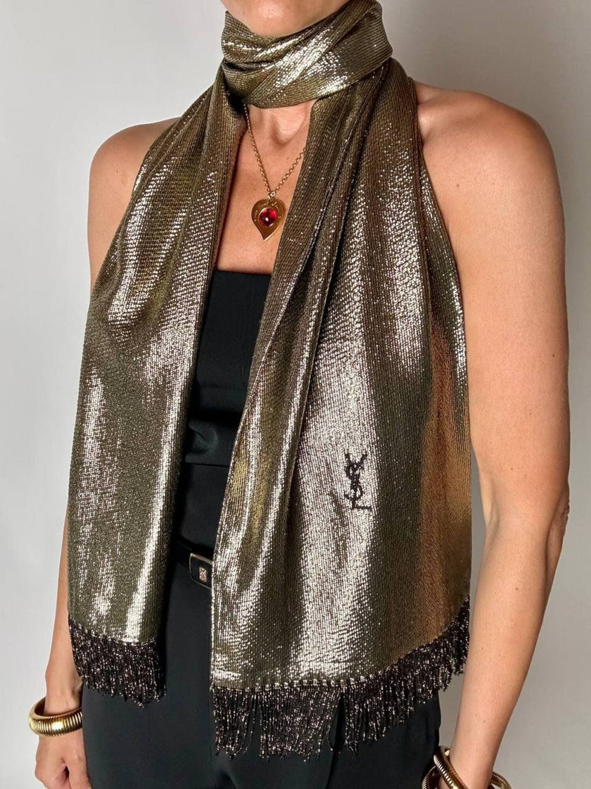 Sciarpa vintage Yves Saint Laurent in lamé di seta oro con frange e logo YSL ricamato