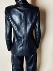 Blazer vintage in pelle nera Elizé Paris sciancrato con bottoni ricoperti in pelle