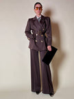 Blazer doppiopetto in lana color cioccolato “Yves Saint Laurent” con pantalone abbinato