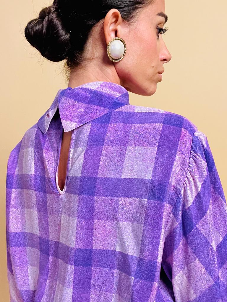 Blusa in seta lilla con maxi fiocco