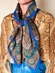 Foulard Yves Saint Laurent in lana leggera blu elettrico fantasia paisley