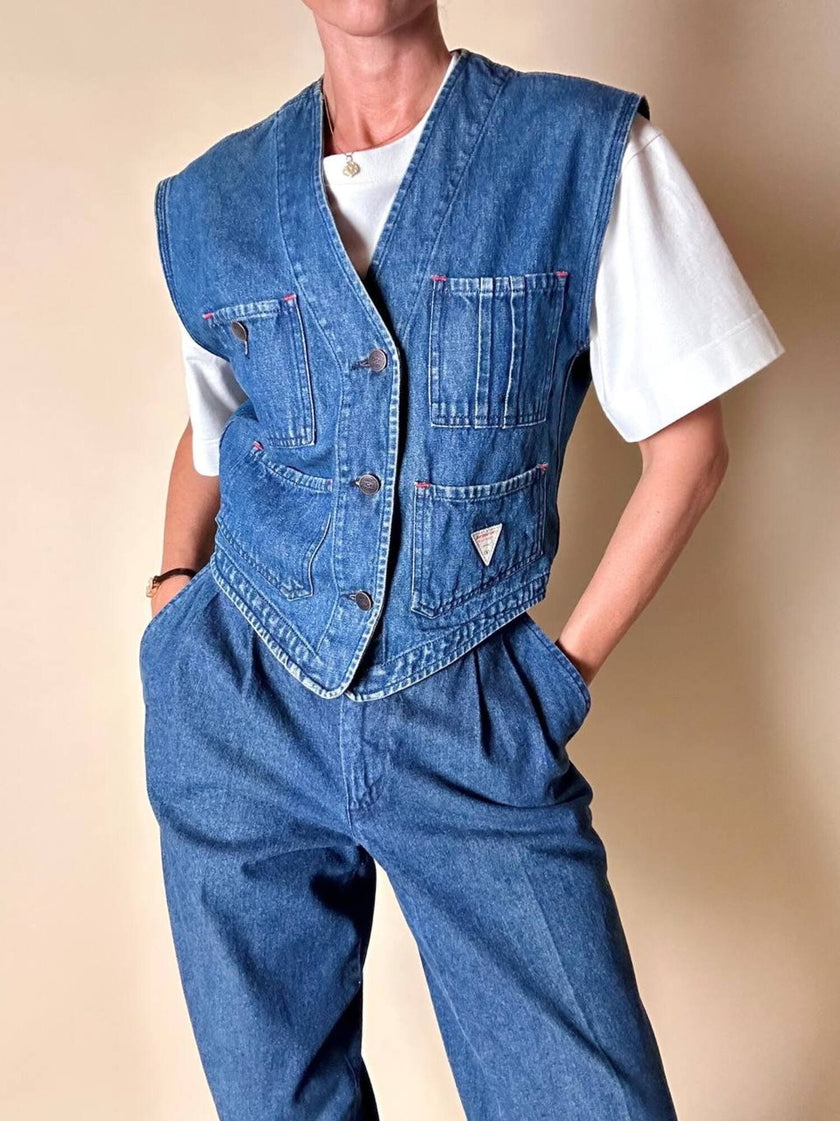 Gilet Valentino Jeans in denim blu slavato con bottoni a chiodo