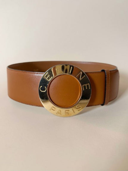 Cintura Celine in pelle color cuoio con fibbia rotonda in metallo dorato