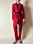 Tailleur pantalone rosso in shantung di seta grezza
