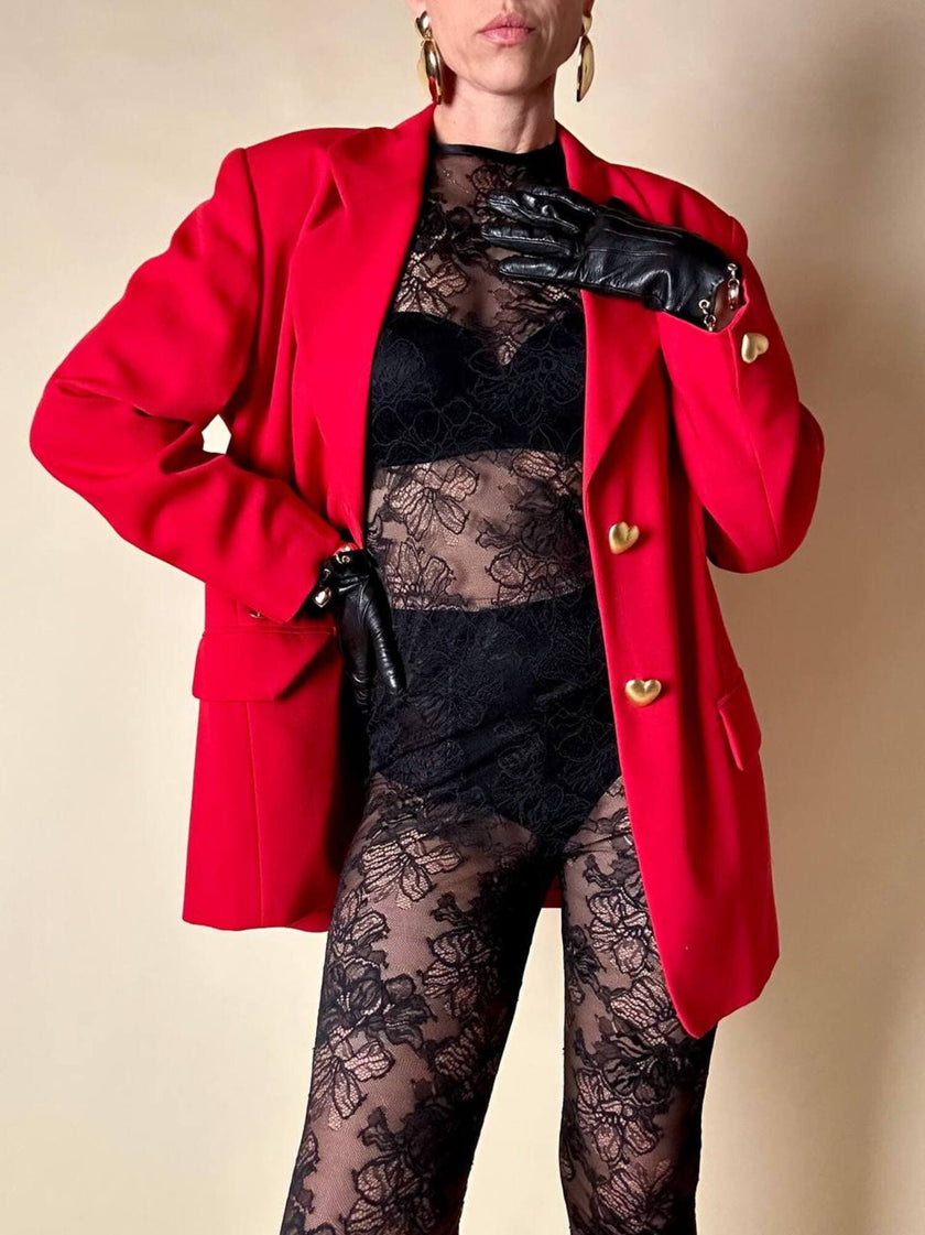 Blazer rosso con bottoni dorati a forma di cuore “Mondì”