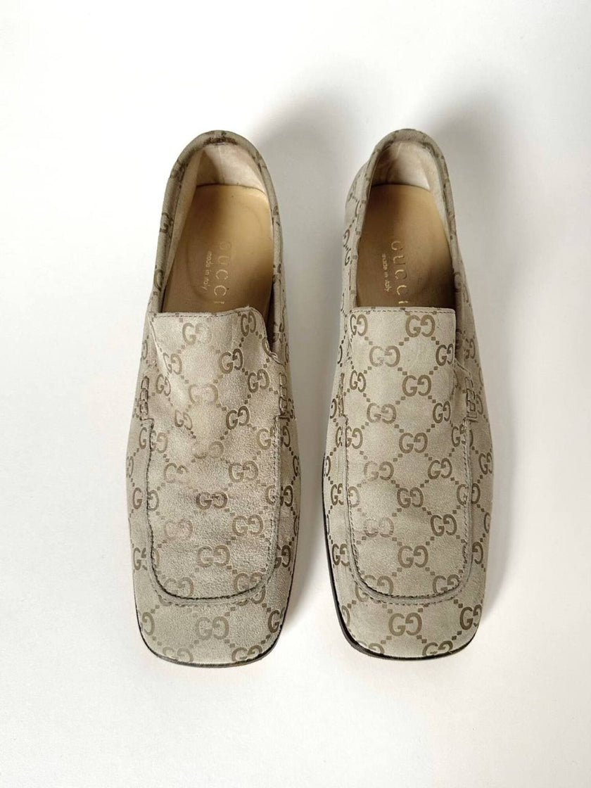 Mocassins Gucci vintage en daim avec motif monogramme GG