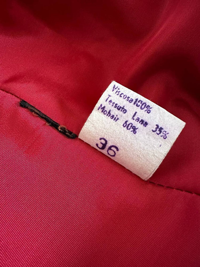 Cappottino in lana e mohair con fantasia a righe diagonali in due tonalità di rosso