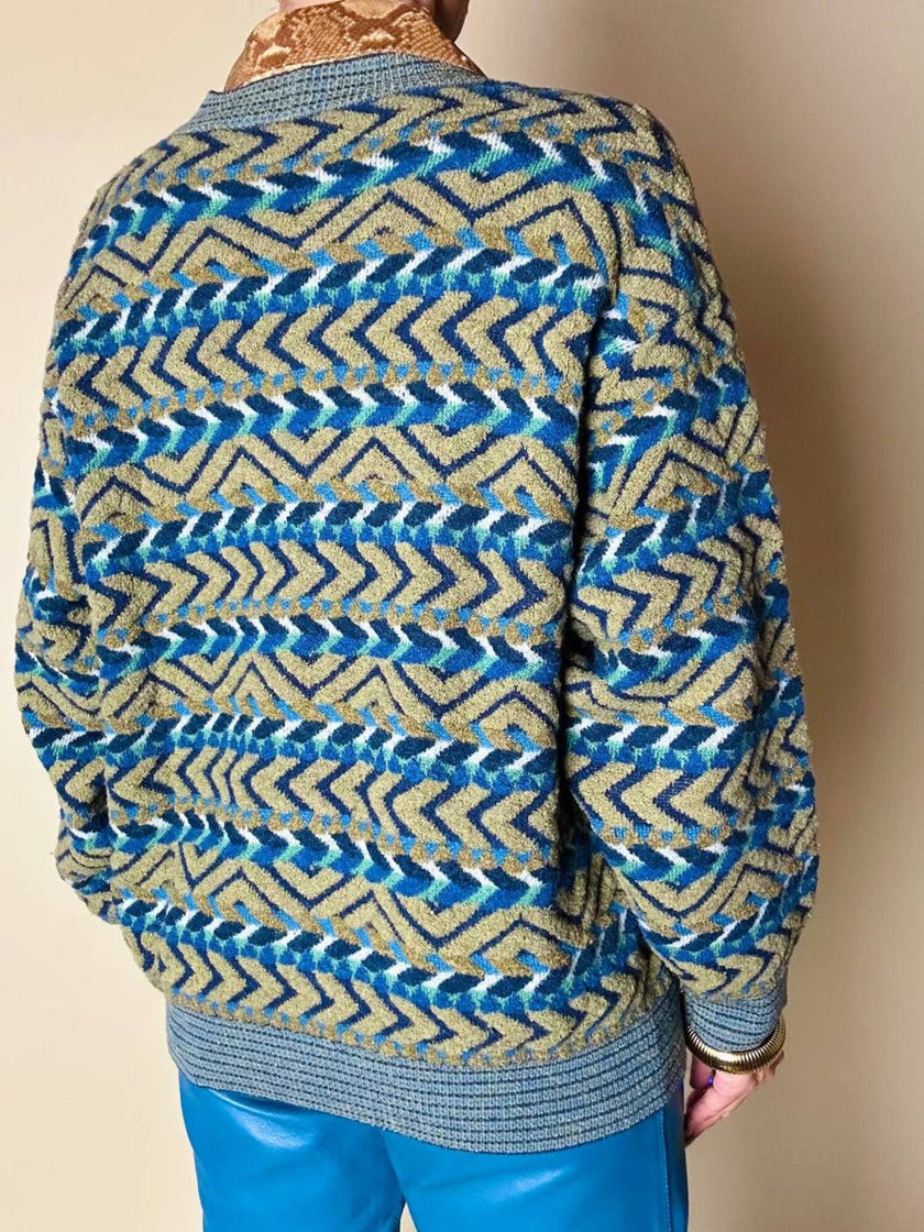 Cardigan Missoni Sport con pattern geometrico e trama tridimensionale nei toni del verde e blu
