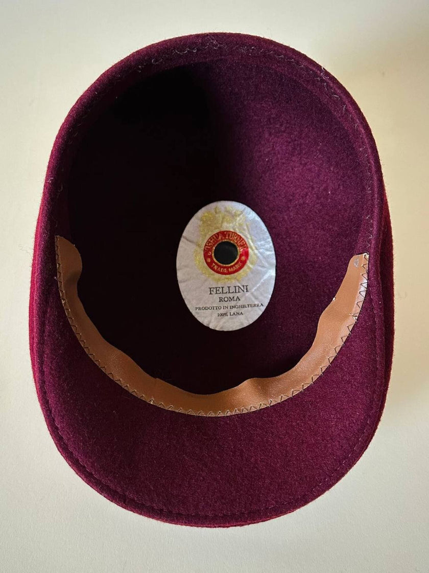 Coppola in feltro di lana bordeaux con rifinitura in pelle cuoio Fellini Roma