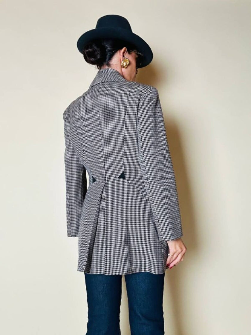 Blazer sciancrato in lana pied de poule “Rifat Ozbek”