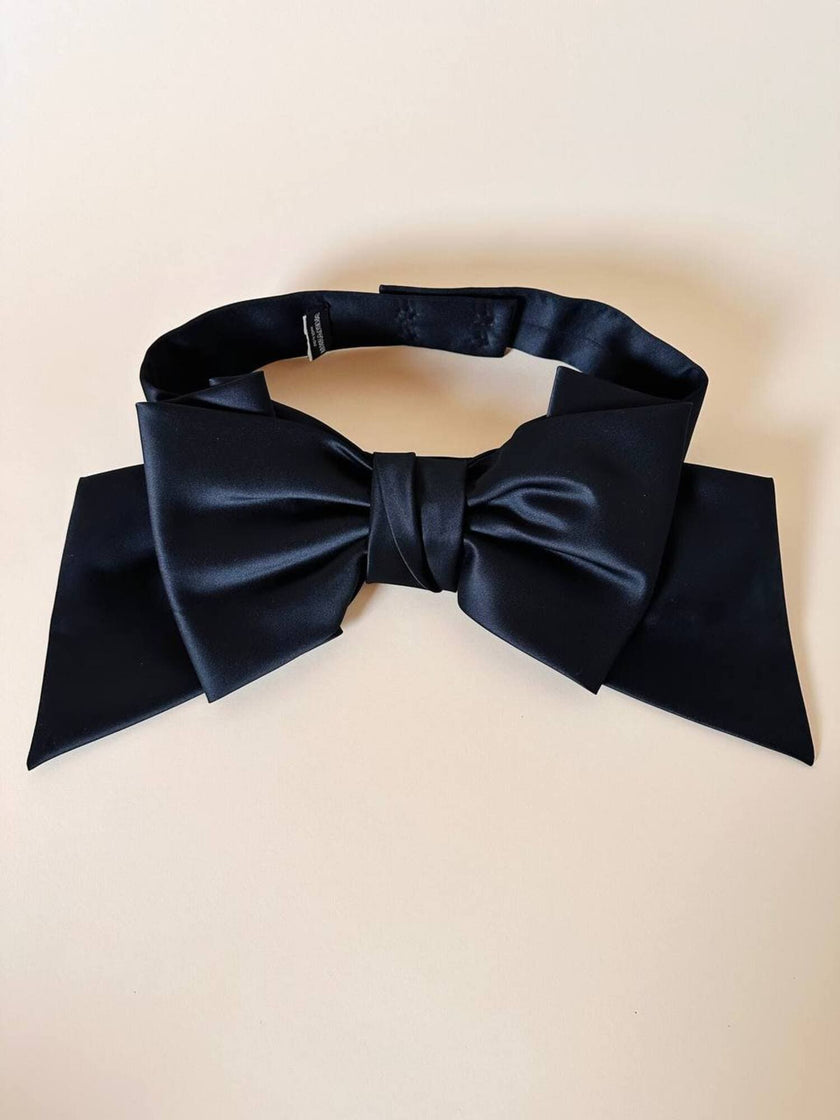 Cintura alta in seta nera con maxi fiocco “Emporio Armani”