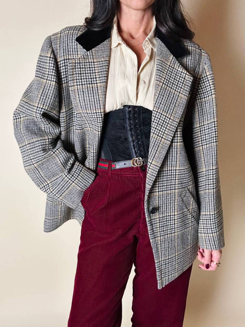 Blazer Guy Laroche in lana Principe di Galles con colletto in velluto nero