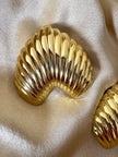 Clip cannelé oro a forma di cuore rovesciato