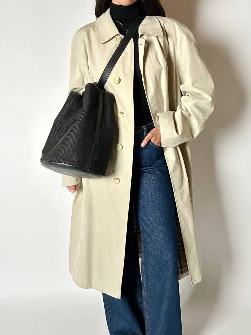 Secchiello vintage Yves Saint Laurent in tessuto nero millerighe con riporti in pelle