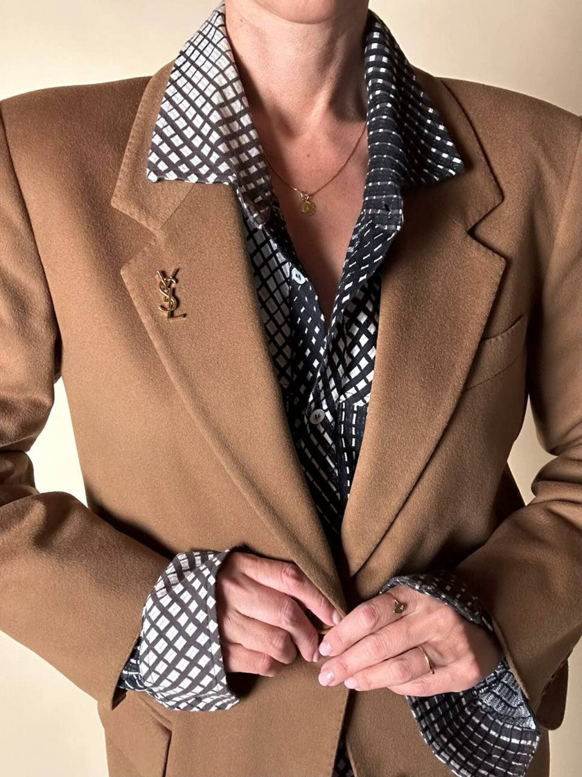 Vintage Max Mara blazer in pure dark camel cashmere