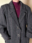 Manteau-blazer Yves Saint Laurent en tweed avec boutons bijoux logotés