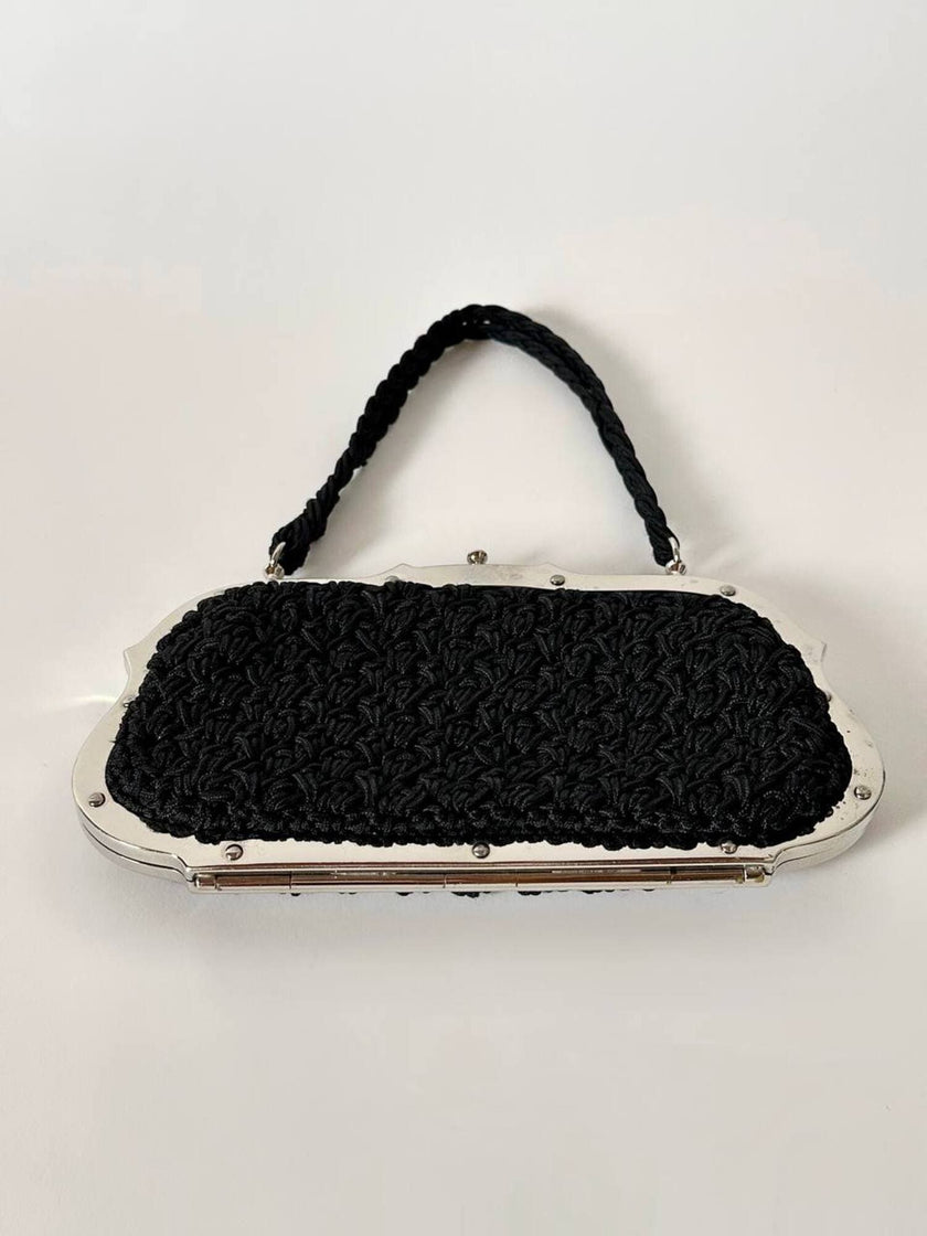 Borsa da sera vintage Art Déco in crochet  nero con montatura in metallo argentato