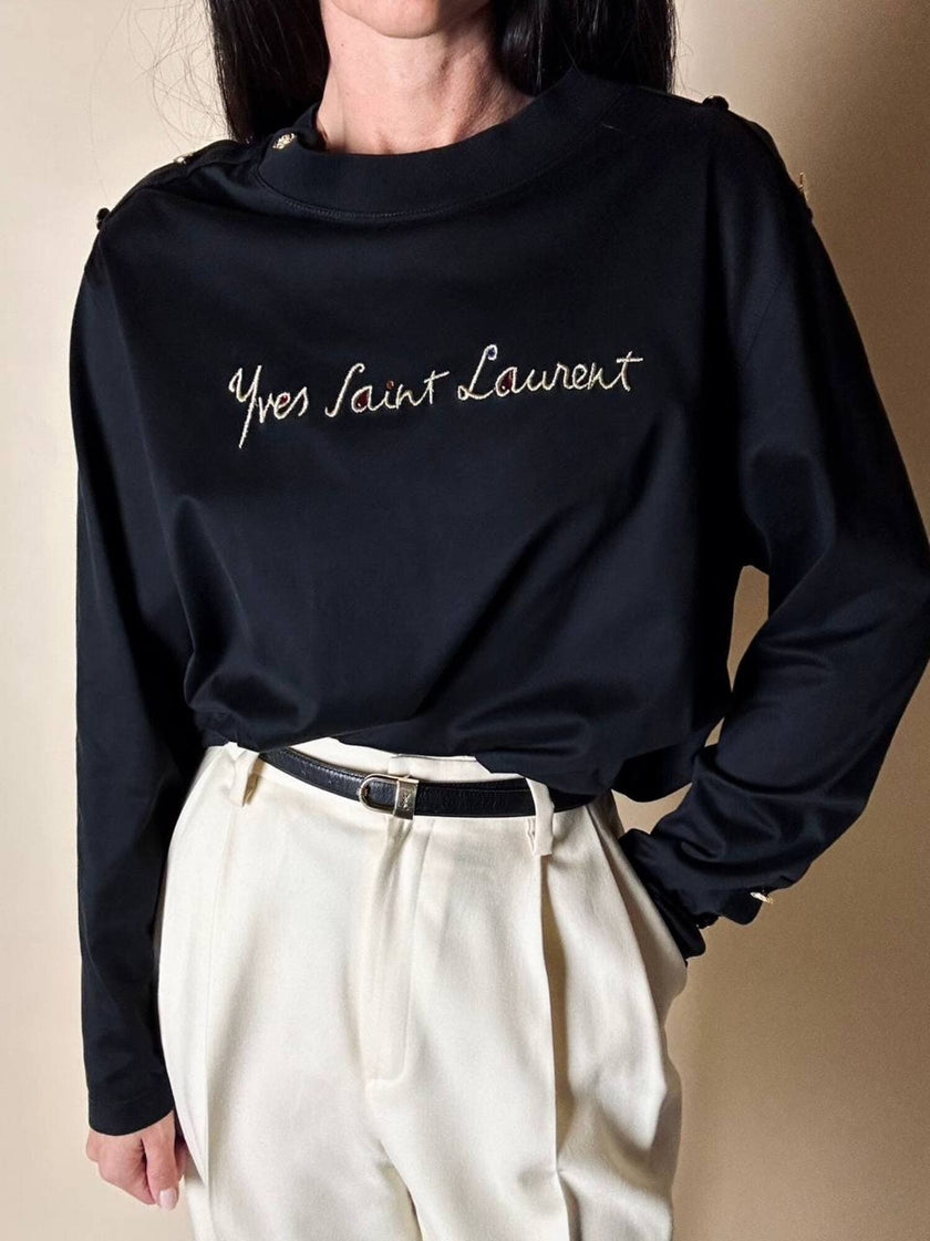 Maglia vintage Yves Saint Laurent in cotone nero con firma ricamata e bottoni dorati